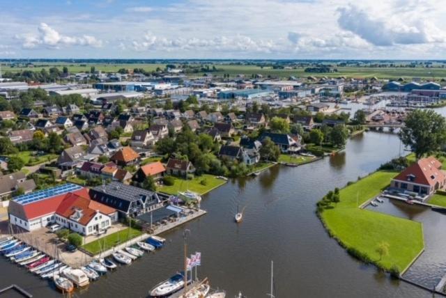 De Helling 44 Heeg